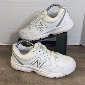 New Balance 411 Women's 9D White Wide Walking Athletic Comfort Sneakers WA411LW1